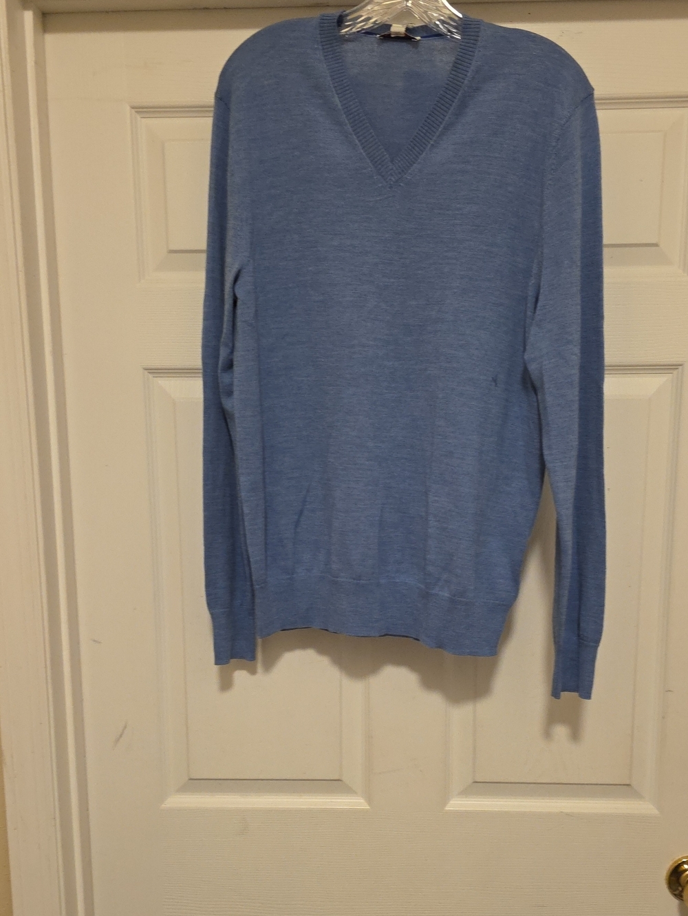 GAP Men's Sky Blue V-Neck Sweater